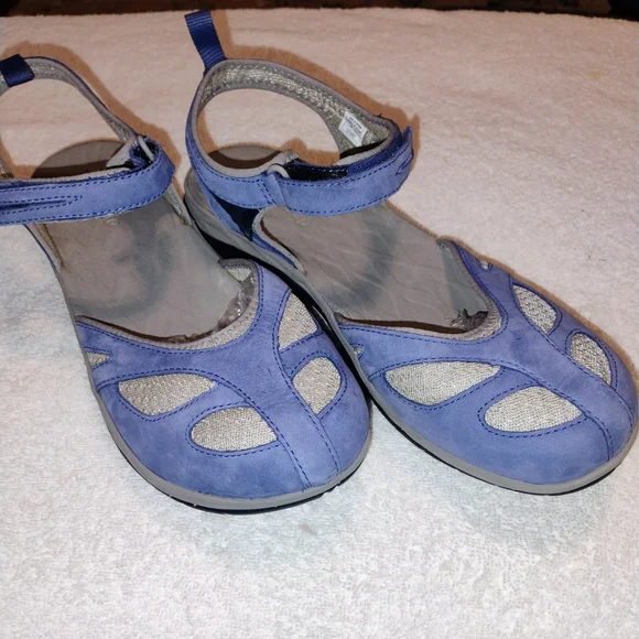Merrell Blue and Gray HQ Women's Sandals - Picture 6 of 8